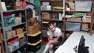 Shoplifting teen Alyssa get what she deserves Thumbnail